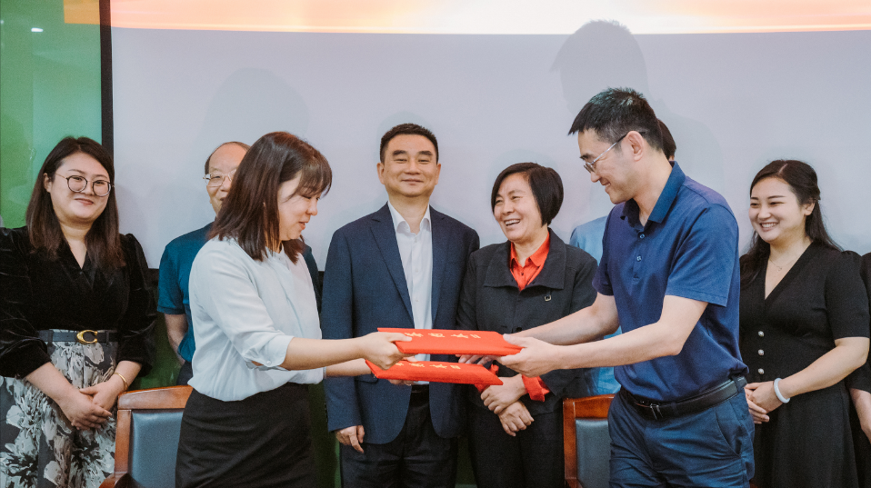 强强联合丨k8凯发(中国)生物海外BD战略合作签约